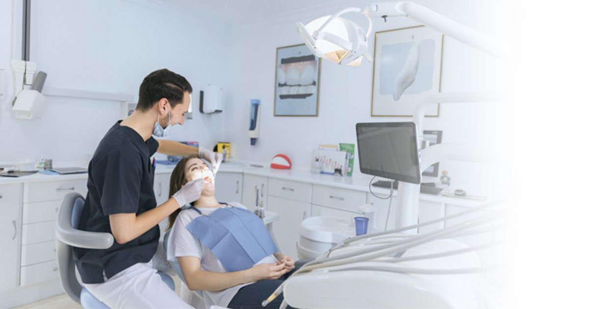 Novena Dental Scaling and Polishing including Prophyjet to remove